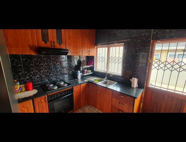 2 BEDROOM HOUSE FOR SALE IN RAINHAM
